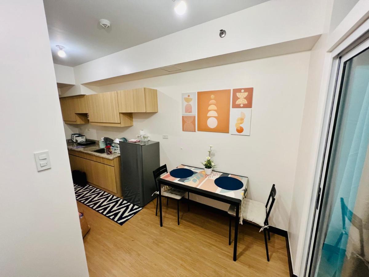 The Celandine By Dmci Homes Caloocan Екстер'єр фото