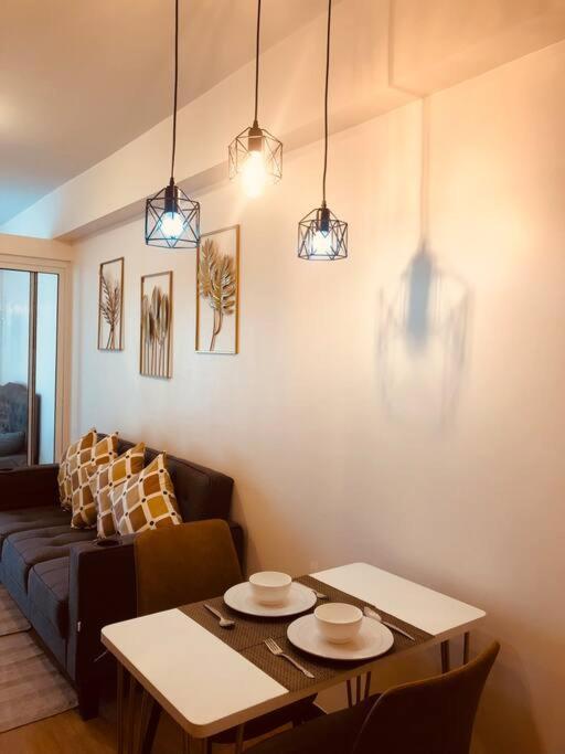 The Celandine By Dmci Homes Caloocan Екстер'єр фото