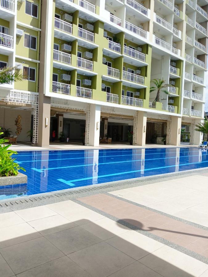 The Celandine By Dmci Homes Caloocan Екстер'єр фото